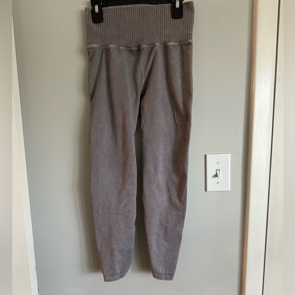 Free People High-Rise 7/8 Length Good Karma Leggings, Size M/L